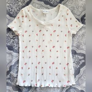 Girls white shirt with flowes